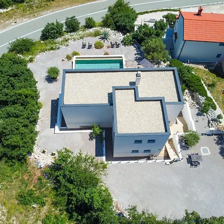 Providenca By Interhome Feriehus Kršan